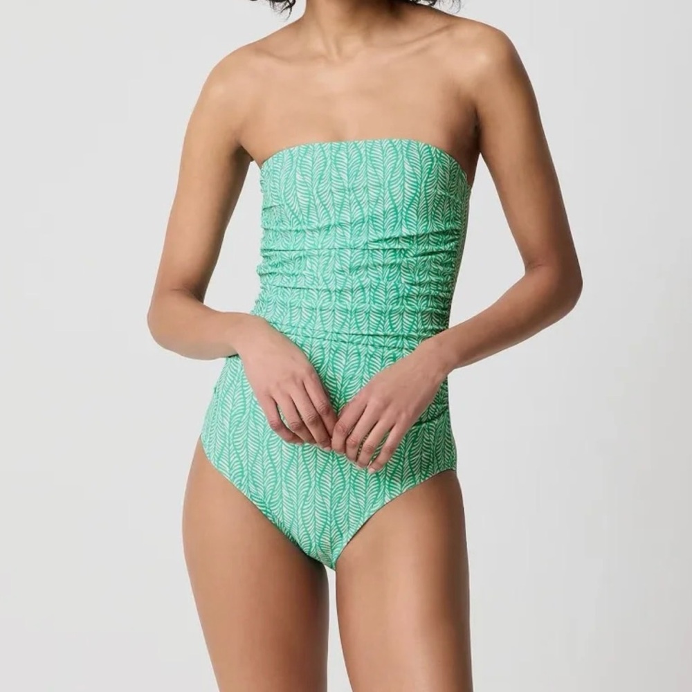 J Crew One-Piece Swimsuit NWT Size Medium Fully lined Bandea Strapless